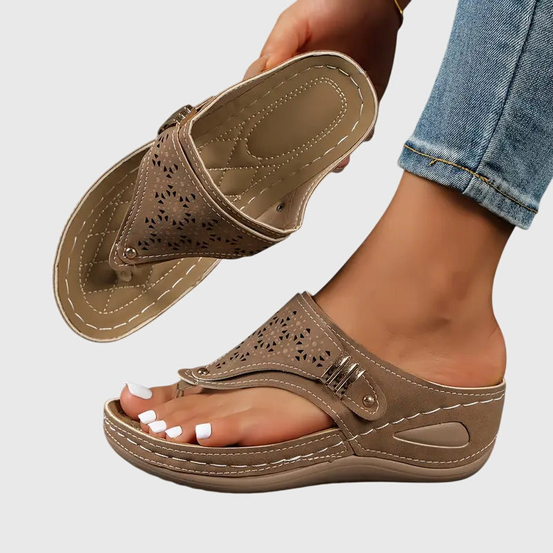 Sandalias ortopédicas para mujer con plantilla anatómica