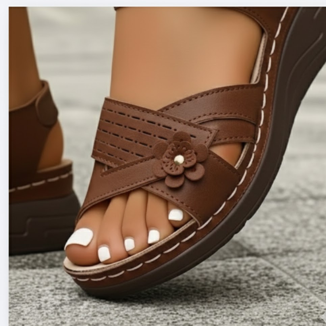 Sandales à plateforme pour femmes, largeur extra large, fermeture à bouton