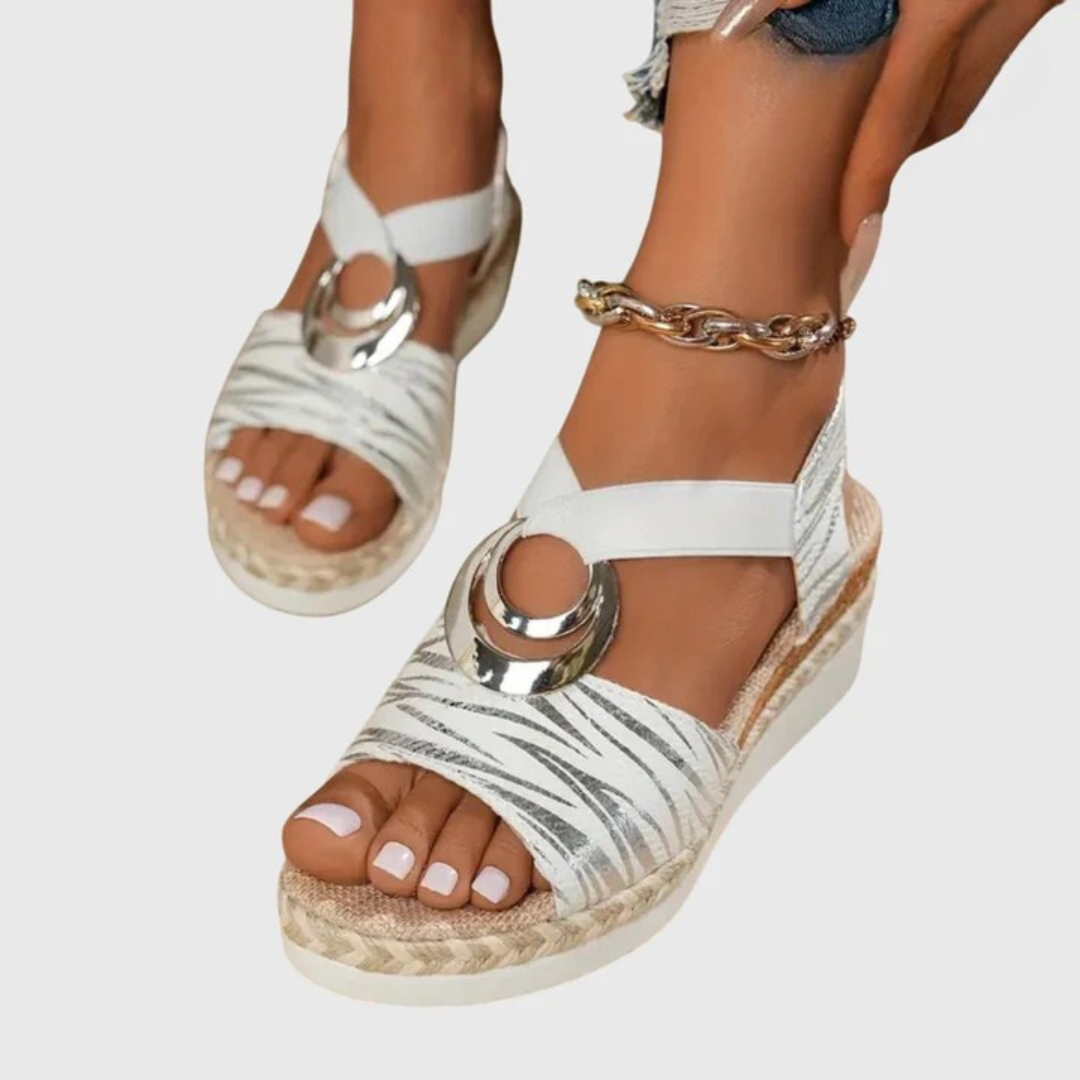 Sandalias para mujer con plantilla anatómica de cuero