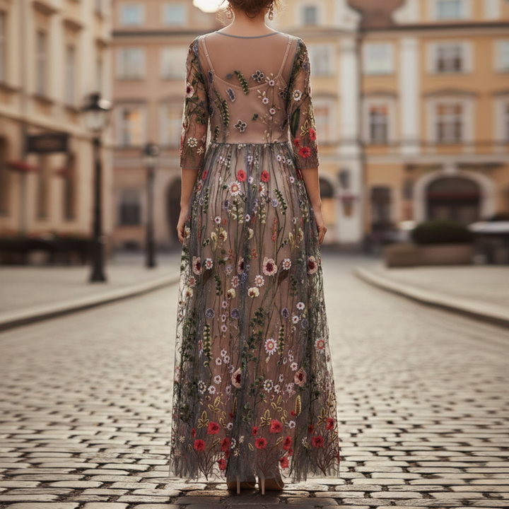 Vestido largo bordado de malla para mujer