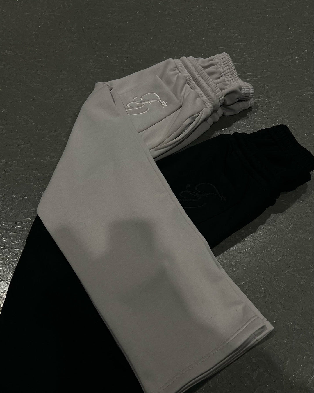 Unisex Joggers Baggy Fit Elastic Waist Drawstring Pockets Casual