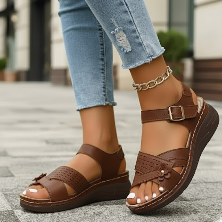 Sandales à plateforme pour femmes, largeur extra large, fermeture à bouton