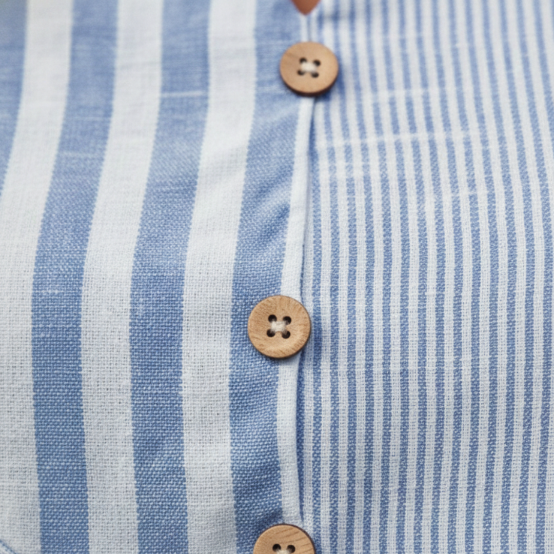 Blusa Henley de rayas con manga corta asimétrica para mujer