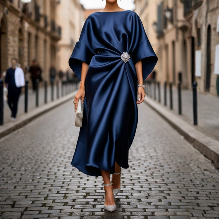 Vestido midi de satén para mujer con drapeado y broche de pedrería