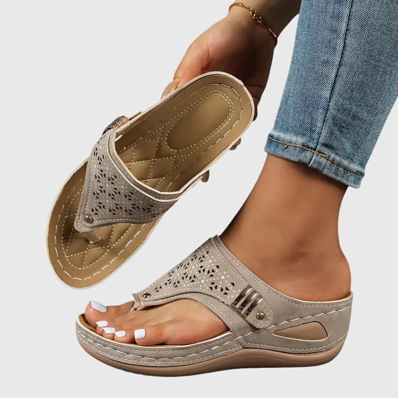 Sandalias ortopédicas para mujer con plantilla anatómica