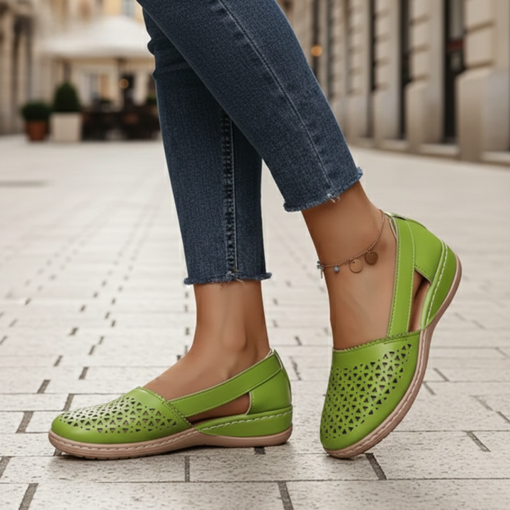 Zapatos ortopédicos sin cordones con recortes para mujer