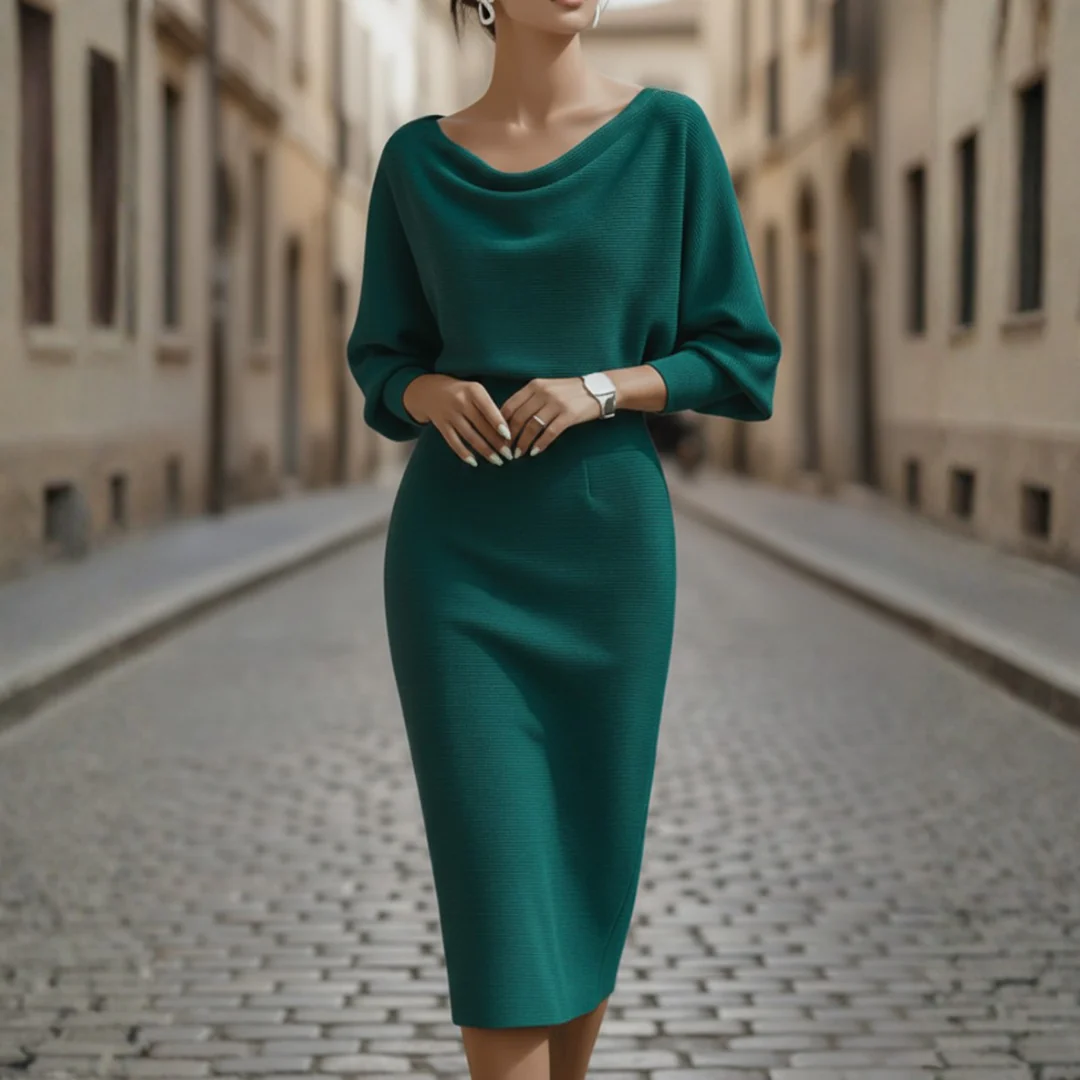 Vestido elegante de tela suave para mujer con escote ancho