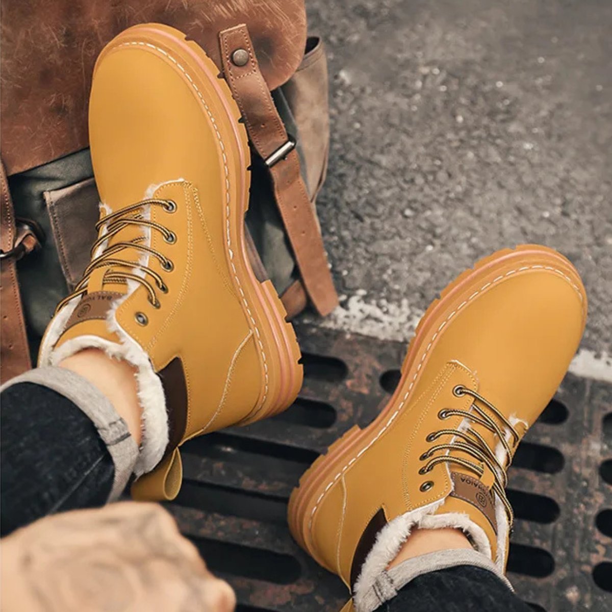 Men's Fur Lined Insulated Snow Boots | Chunky Lug Sole View 22
