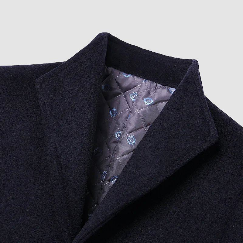 Men's Single-Breasted Heritage Wool Coat | Classic Fit Back