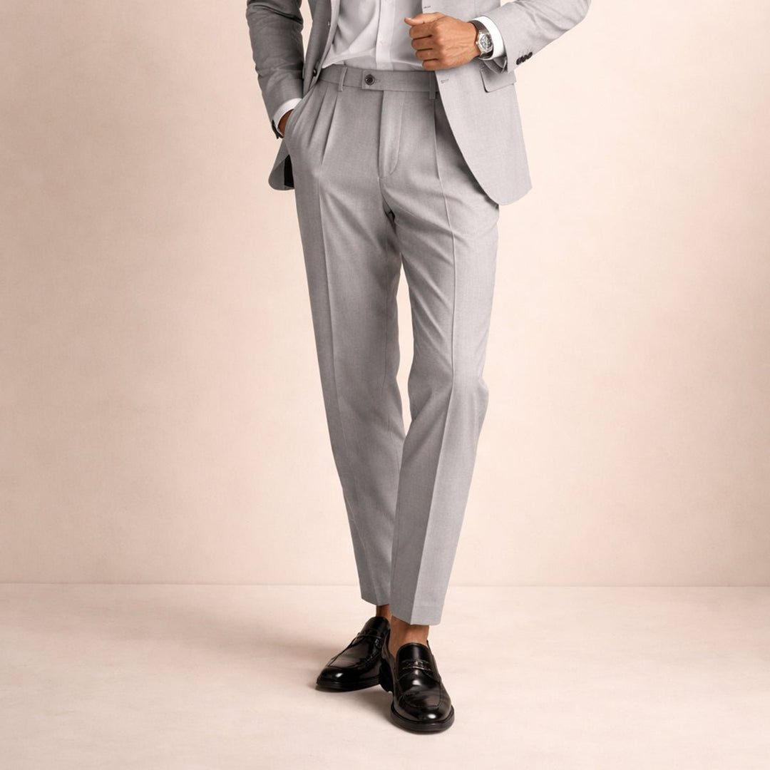Men's Vintage Classic Tailored Pleated Pants | Double Forward Pleat Close Up