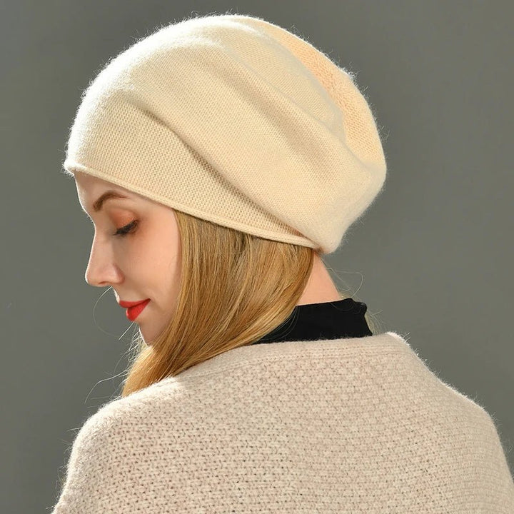Women's Slouchy Wool Beanie | Oversized Knit Winter Hat Detail